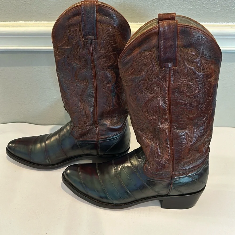 Men's Cowboy Boots - Picture 4 of 6